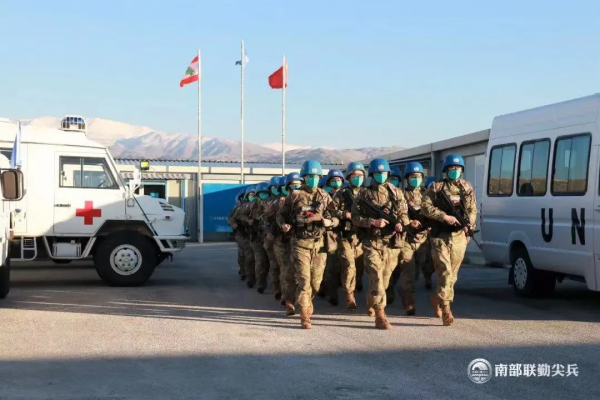 21式軍裝，開訓亮相