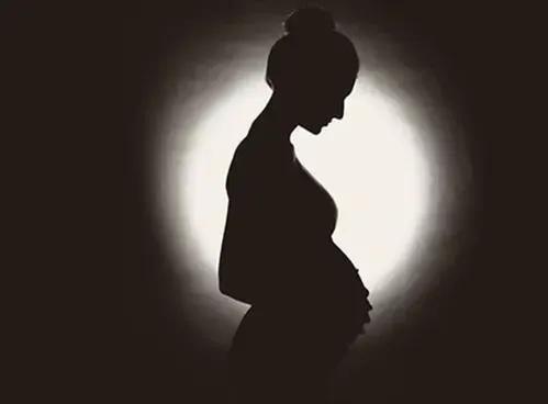 女人產後為什麼非要坐月子? 女人產後為什麼非要坐月子?