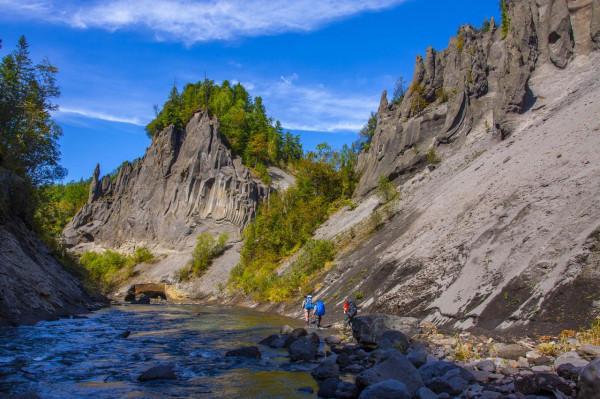 美輪美奐的長白山錦江大峽谷