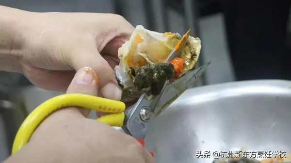 九道酒樓口碑菜品，時令應季，特別實用