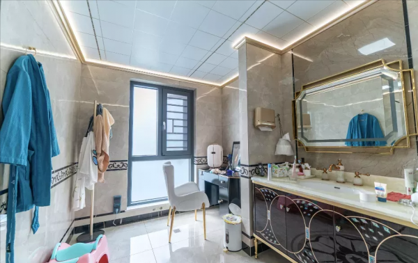 表姑家300㎡大平層,歷時2年終於完工,盡心盡力,幸福感滿滿 表姑家300㎡大平層,歷時2年終於完工,盡心盡力,幸福感滿滿