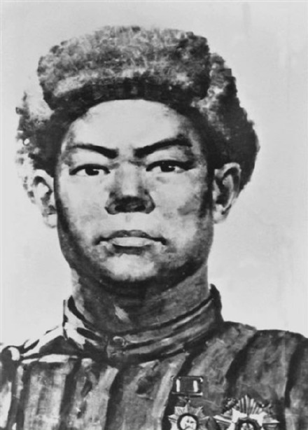 志願軍烈士黃繼光：犧牲時血已流盡，遺體雙手高舉難以入殮