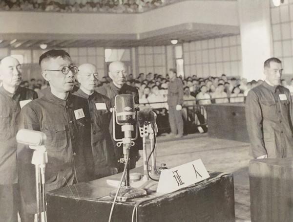 毛主席破例特赦末代皇帝,單獨跟他談了5小時,溥儀幾次失聲痛哭 毛主席破例特赦末代皇帝,單獨跟他談了5小時,溥儀幾次失聲痛哭