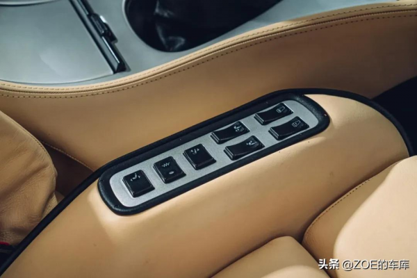 這臺Aston Martin號稱動力在90年代天下第一 這臺Aston Martin號稱動力在90年代天下第一