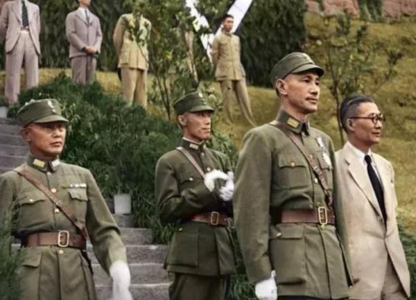 中原大戰為何是蔣馮閻李四家打？歷史課本沒說明白的，不妨看這裡