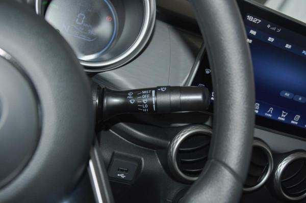 尤拉黑貓雨刷異響怎麼解決？