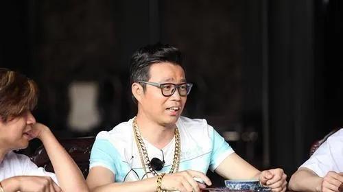 搭著黃渤的順風車,一路成名的喜劇演員:王迅 搭著黃渤的順風車,一路成名的喜劇演員:王迅