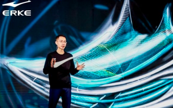 從負債再到更多負債，還原一個真實的鴻星爾克