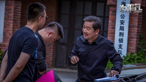 張國立演反面角色,與鄭愷林峰演父子,反腐劇《也平凡》能火嗎 張國立演反面角色,與鄭愷林峰演父子,反腐劇《也平凡》能火嗎