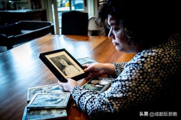 起底潛逃美國的法輪功頭目李洪志和他的“輪子王國”:洋弟子回憶深陷邪教的悲慘經歷 起底潛逃美國的法輪功頭目李洪志和他的“輪子王國”:洋弟子回憶深陷邪教的悲慘經歷