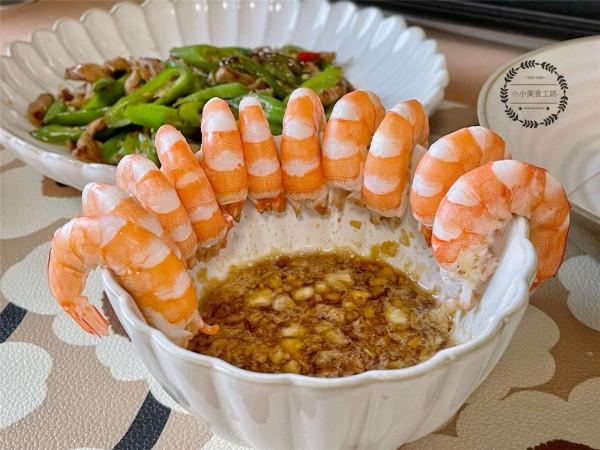 白灼蝦時，直接下鍋煮就錯了！牢記這3點，蝦肉鮮甜無腥味，賊香