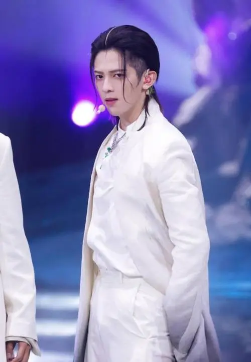 《閃光的樂隊》：樂隊不僅活在夏天，認真的樂手每一刻都在閃光