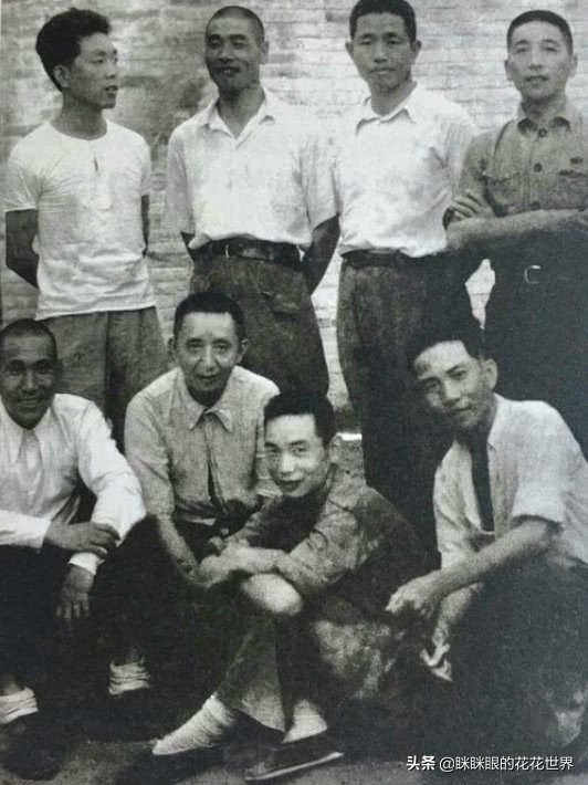 原國防部長秦基偉書法引網友爭議,筆勢矯健雄沉,大將風範超驚豔 原國防部長秦基偉書法引網友爭議,筆勢矯健雄沉,大將風範超驚豔