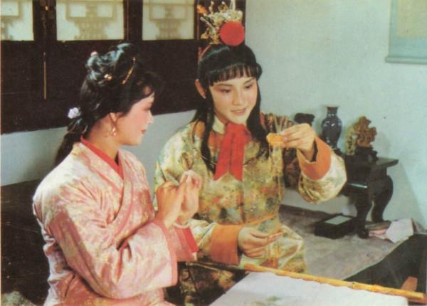 十部萬人空巷老劇:上海灘難進前三,射鵰並非第一,兩部日劇上榜 十部萬人空巷老劇:上海灘難進前三,射鵰並非第一,兩部日劇上榜