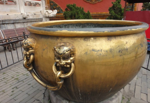 為什麼現在高樓都是鋼筋混凝土，火災發生時蔓延速度還是那麼快？