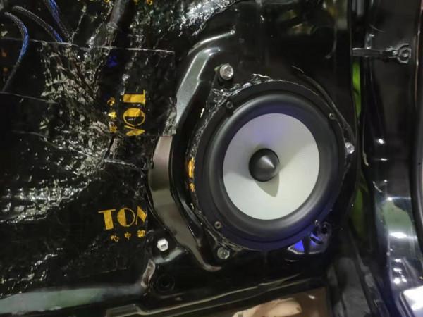 豐田銳志全車音響系統無損升級作業-車載喇叭改裝 豐田銳志全車音響系統無損升級作業-車載喇叭改裝