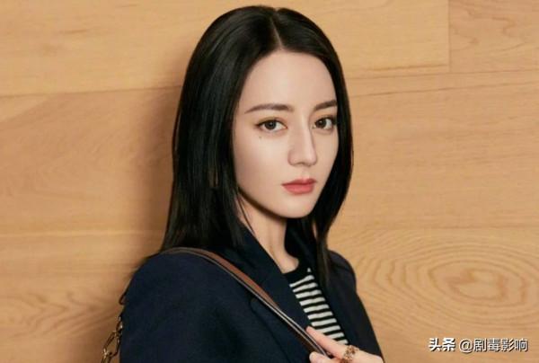 全球最美女星TOP10：迪麗熱巴輸給Lisa，金高銀上榜引來爭議