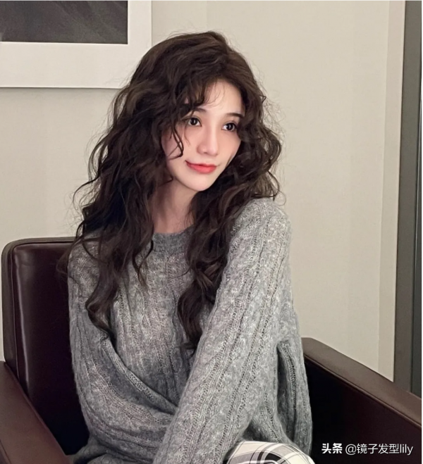 2022髮型怎麼整？燙卷卷最洋氣，好處多多不要錯過