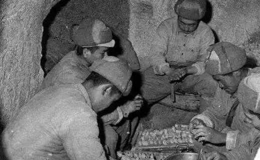 中國志願軍單挑17國，打到美國上下集體沉默，令日本都充滿敬佩