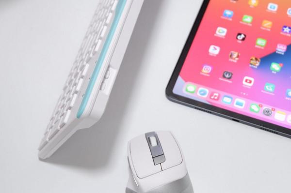 多模無線連線,支援iPhone,國產雙飛燕鍵鼠告訴你什麼叫價效比 多模無線連線,支援iPhone,國產雙飛燕鍵鼠告訴你什麼叫價效比