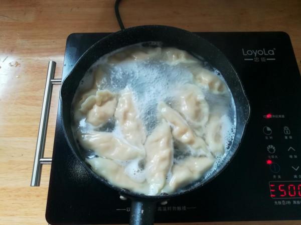 立冬吃餃子就愛這個餡，比蘿蔔白菜香，比韭菜鮮，很多人都沒吃過