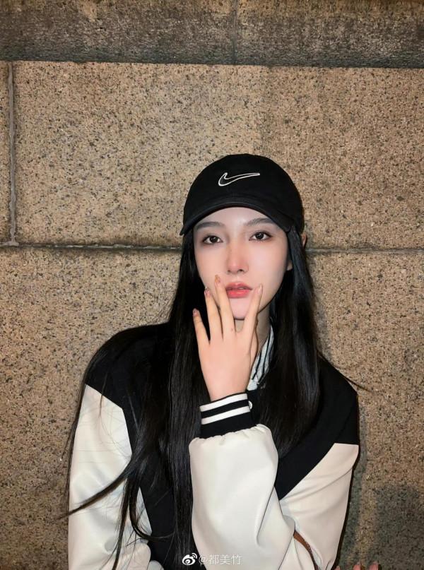 都美竹真實學歷引爭議!網友:一看就是女混混 都美竹真實學歷引爭議!網友:一看就是女混混