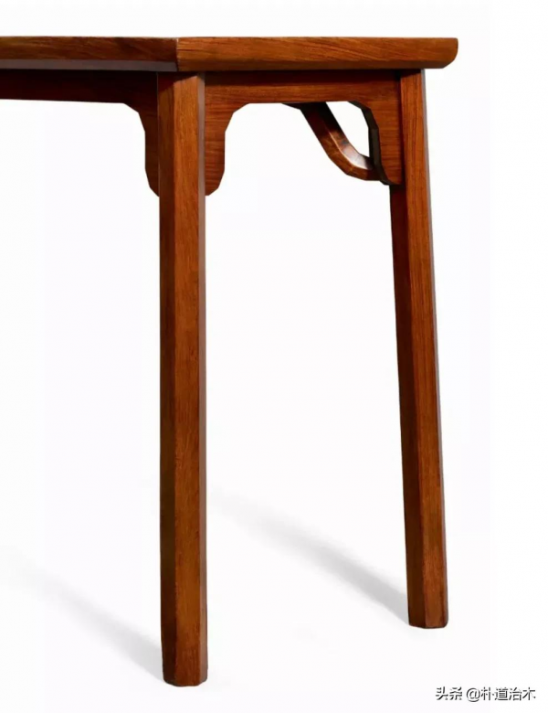 歐洲建築師霍艾博士珍藏的明式傢俱 歐洲建築師霍艾博士珍藏的明式傢俱