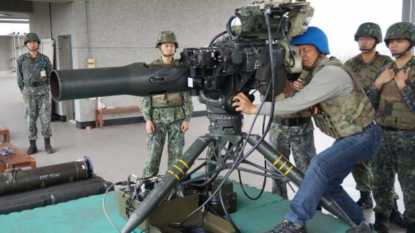 北約集團前司令官叫囂:讓臺島成為一隻豪豬,中國大陸將無從下手 北約集團前司令官叫囂:讓臺島成為一隻豪豬,中國大陸將無從下手