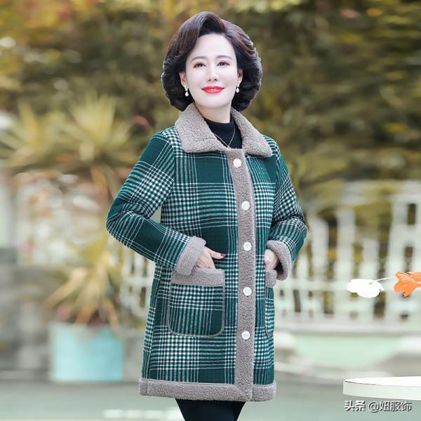 50-60歲的媽媽,這幾款洋氣保暖舒適的棉衣棉襖,讓你美美的 50-60歲的媽媽,這幾款洋氣保暖舒適的棉衣棉襖,讓你美美的