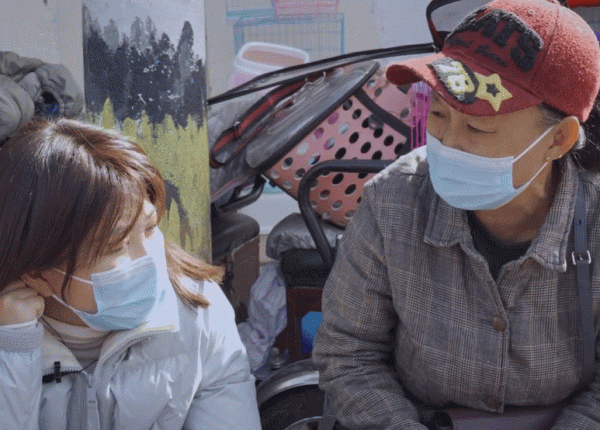 大二女生休學半年千里尋貓：無論如何，也要找到你