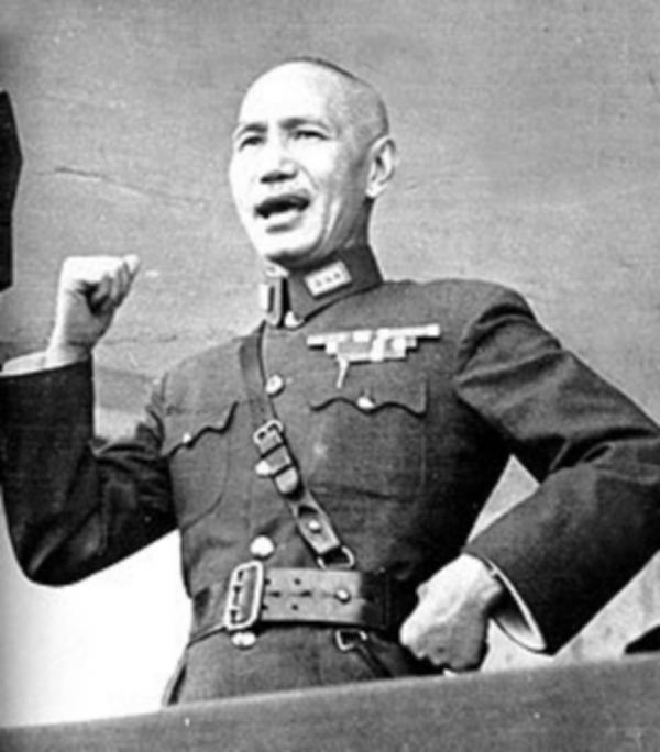 48年蔣介石得知遼瀋戰役敗局,立即下令:處決謝士炎,這是為何? 48年蔣介石得知遼瀋戰役敗局,立即下令:處決謝士炎,這是為何?