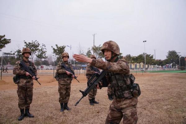 &OpenCurlyDoubleQuote;中野虎師&rdquo;這名延期服役軍士，太頂了！