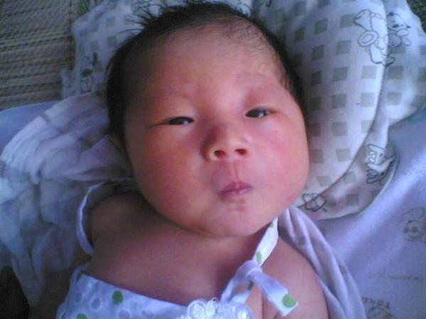 嬰幼兒的三種睡姿,會導致頭型變醜,父母要及時幫助改正 嬰幼兒的三種睡姿,會導致頭型變醜,父母要及時幫助改正