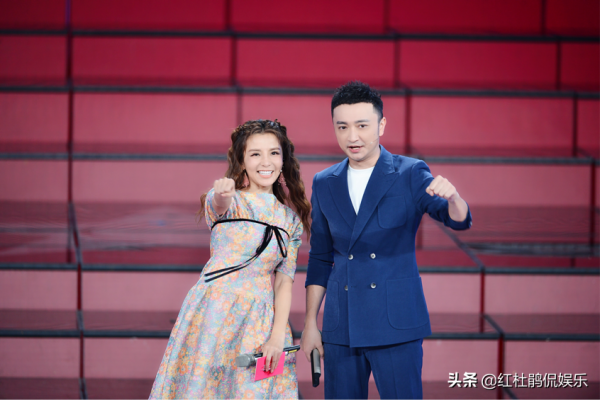 《星光大道》2021年度最具爭議選手守山大叔,憑啥能進全國8強? 《星光大道》2021年度最具爭議選手守山大叔,憑啥能進全國8強?