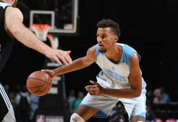 NBA官宣兩筆簽約,馬刺湖人3換3方案,火箭或和兩隊談沃爾交易 NBA官宣兩筆簽約,馬刺湖人3換3方案,火箭或和兩隊談沃爾交易