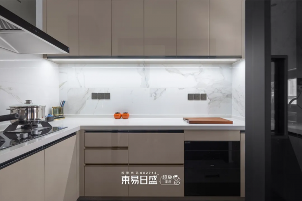 237㎡簡約風躍層,空中花園、旋轉樓梯,是我要的理想居所 237㎡簡約風躍層,空中花園、旋轉樓梯,是我要的理想居所