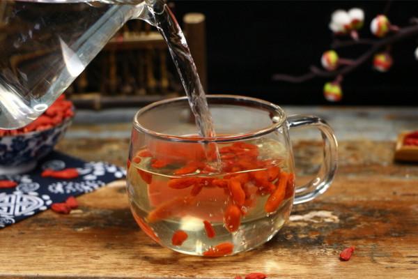 買枸杞，小心“摻假”，記3個妙招，輕鬆避開“問題”枸杞