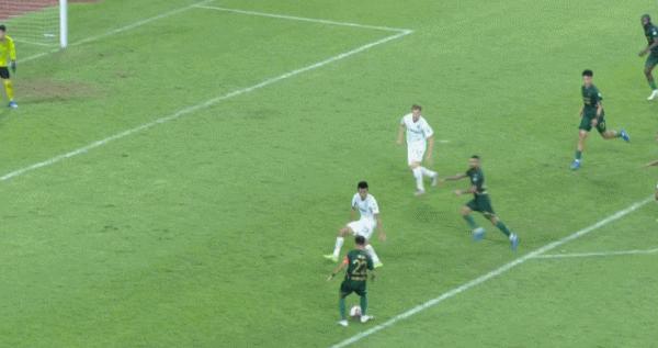 大連隊舊將追蹤:穆謝奎絕殺,李建濱隨時會爆炸!里亞6場狂轟6球 大連隊舊將追蹤:穆謝奎絕殺,李建濱隨時會爆炸!里亞6場狂轟6球