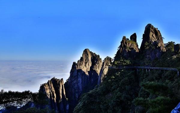有一種浪漫，叫冬日三清山的雲海和藍天相伴