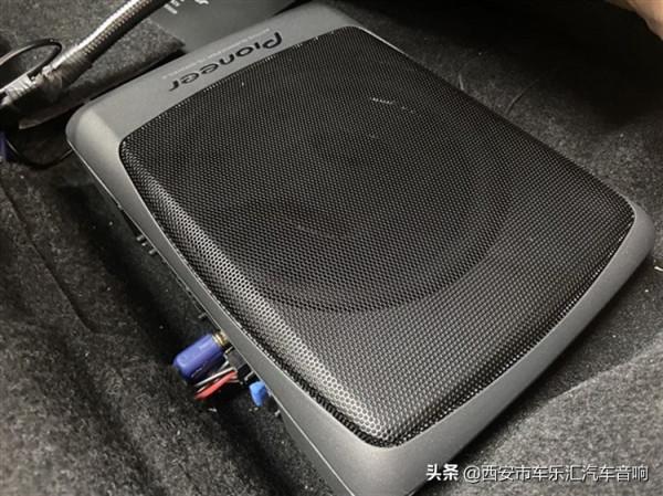 豐田亞洲龍音響改裝史泰格SE650C兩分頻 整套系統無損安裝,效果佳 豐田亞洲龍音響改裝史泰格SE650C兩分頻 整套系統無損安裝,效果佳