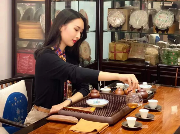 坐擁百萬粉絲，一個潮汕文藝女青年的旅行生意