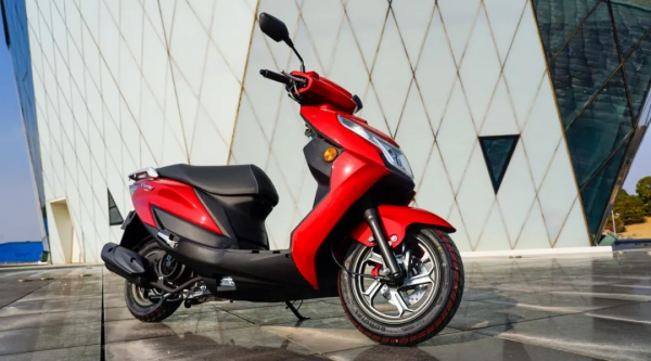 300元的差價，比UU125好在哪裡？——輕騎鈴木UE125測評