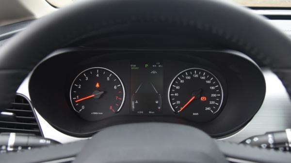 比傳祺M6每天少花一塊錢,比亞迪宋MAX用車調查 比傳祺M6每天少花一塊錢,比亞迪宋MAX用車調查