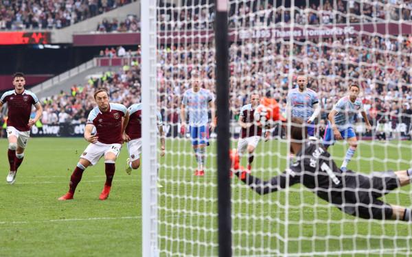 德赫亞自曝撲點挽救曼聯過程，C羅準確指示！索帥揉亂其頭髮祝賀