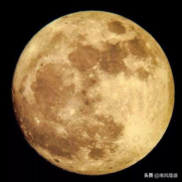 兩隻&OpenCurlyDoubleQuote;兔子&rdquo;跨越38萬公里的會面，以及唐朝人對月球的認知