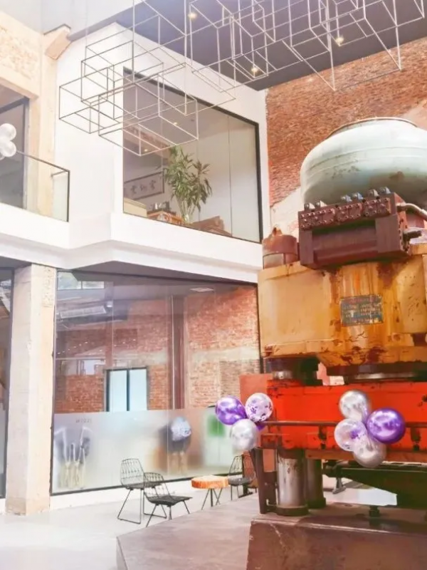 瓷磚十大品牌慕瓷五週年 | 願未來的每一個五年，都與你攜手並肩