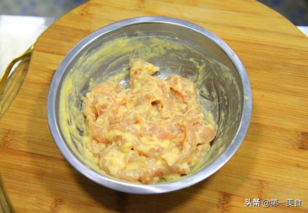 為什麼飯店的椒鹽排條那麼好吃,廚師長教你訣竅,簡單又好吃 為什麼飯店的椒鹽排條那麼好吃,廚師長教你訣竅,簡單又好吃