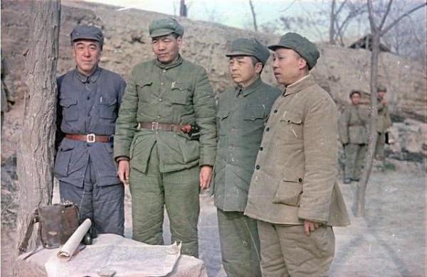 解放戰爭時期我軍一個縱隊有多少人? 解放戰爭時期我軍一個縱隊有多少人?