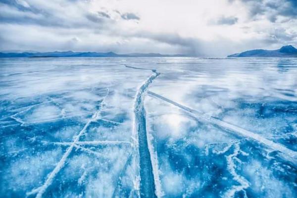 貝加爾湖藍冰絕美風景