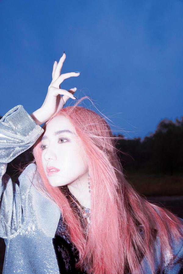 粉發魔女孟美岐 粉發魔女孟美岐